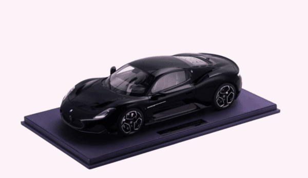 Maserati MC20 Light Black 1