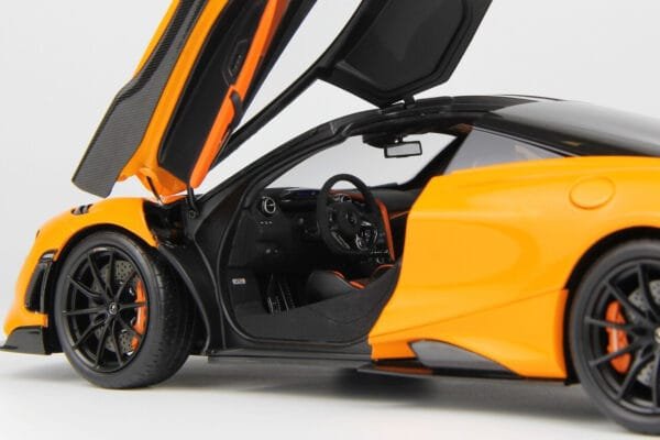 McLaren 765LT6