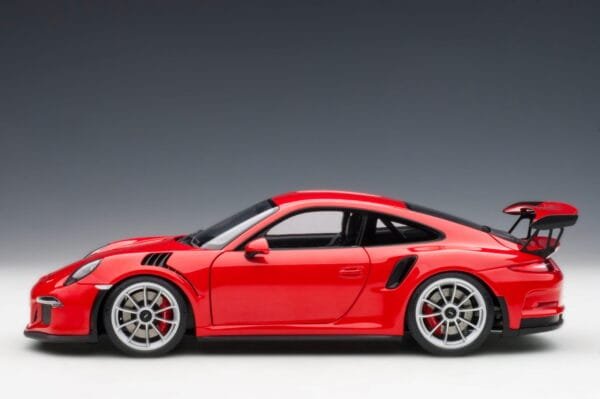 Porsche 911 (991) GT3 RS (Guards Red)2