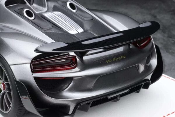 Porsche 918 (Grey)5