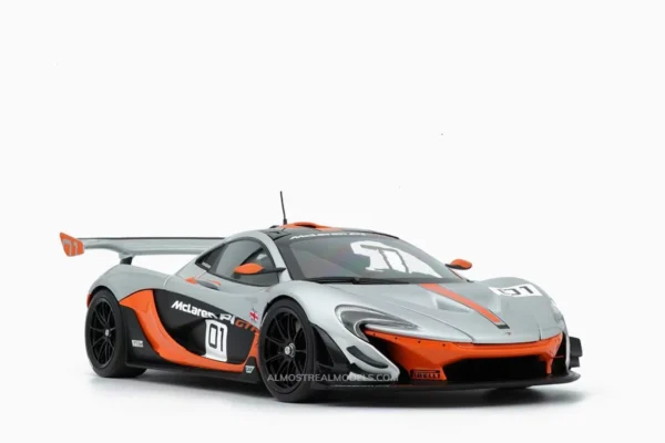 almost-real-mclaren-p1-gtr-pebble-beach-1-1024x683