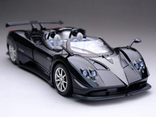 pagani-zonda-black-4