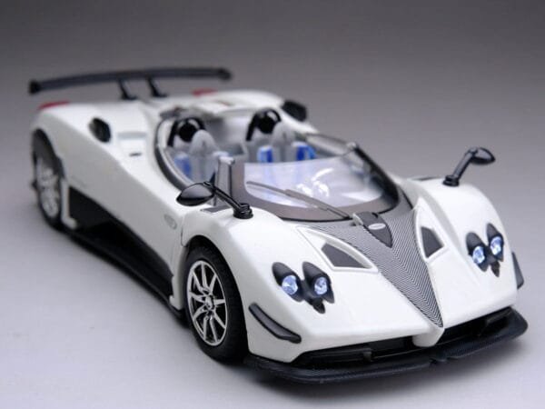 pagani-zonda-white-4
