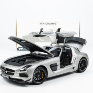 1/18 MINICHAMPS Mercedes-Benz AMG SLS Black Series Silver CLDC exclusive CLDC (Limited 300 Pieces) Live Car Model Karson