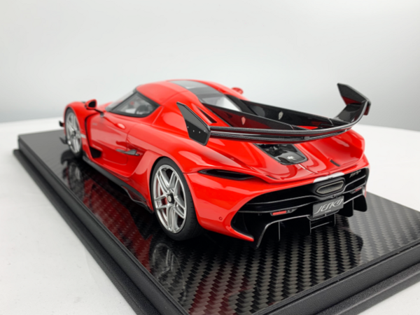 1-18_Koenigsegg_Jesko_Chill_Red_6__22750.1718973977.png
