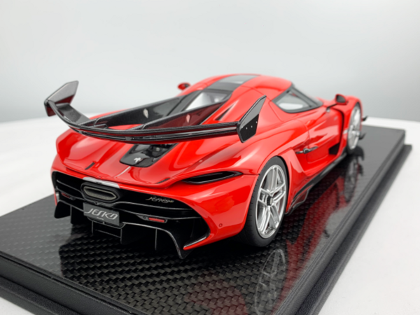 1-18_Koenigsegg_Jesko_Chill_Red_8__97530.1718973984.png