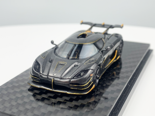 1-64_Koenigsegg_Agera_RS_Golden_Phoenix_1__97304.1718369773.png