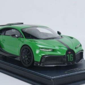 1/18 MR Collection Bugatti Chiron Pur Sport Green Live Car Model Karson