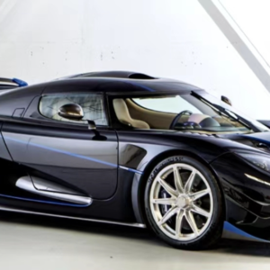 1/18 MCM Koenigsegg one 1 Carbon Blue with Blue Deco Resin Live Car Model Karson
