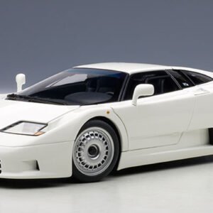 1/18 AUTOart Signature Bugatti EB110 GT (White) Live Car Model Karson