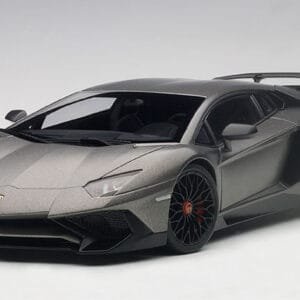 1/18 AUTOart Lamborghini Aventador LP750-4 SV (Grigio Titans Matte Grey) Live Car Model Karson