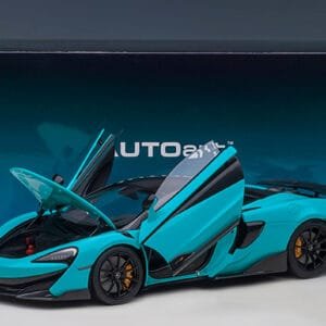 1/18 AUTOart McLaren 600LT (Fistral Blue) Live Car Model Karson