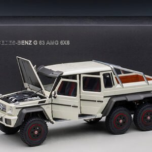 1/18 AUTOart Mercedes-Benz G63 AMG 6x6 (Designo Diamond White) Live Car Model Karson