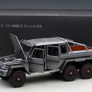 1/18 AUTOart Mercedes-Benz G63 AMG 6x6 (Designo Platinum Magno Silver Grey) Live Car Model Karson