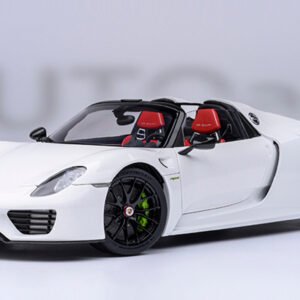 1/18 AUTOart Porsche 918 Spyder Weissach Package (White with Red Interior) Live Car Model Karson