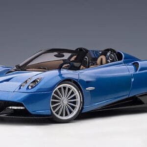1/18 AUTOart Pagani Huayra Roadster (Blue Tricolore Carbon Fiber) Live Car Model Karson