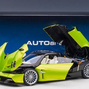 1/18 AUTOart Pagani Huayra Roadster (Verde Firenze Green) Live Car Model Karson