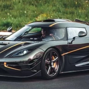 1/18 MCM Koenigsegg one 1 Carbon with orange Deco Resin Live Car Model Karson