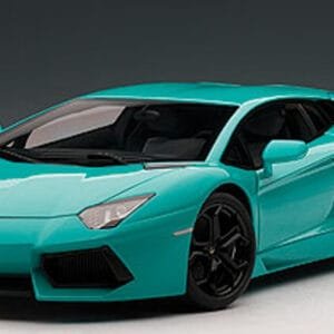 1/18 AUTOart LAMBORGHINI AVENTADOR LP700-4 (TURQUOISE/METALLIC BLUE) Live Car Model Karson Diecast 74667