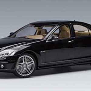 1/18 AUTOart Mercedes-Benz Mercedes S-Class S-Klasse S63 AMG w/ Leather Seats (Black) Live Car Model Karson Diecast 76242