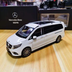 1/18 Dealer Edition Mercedes-Benz V-Class V260L MPV (White) Live Car Model Karson Diecast
