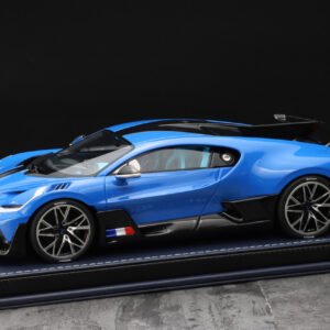1/18 MR Bugatti Divo (French Racing Blue Glossy) Resin Live Car Model Karson Limited
