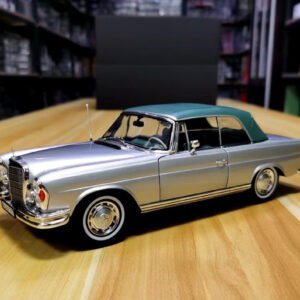 1/18 Norev 1969 Mercedes-Benz Mercedes 280 SE 280SE 3.5 Cabriolet (Silver with Green Top) Live Car Model Karson Diecast