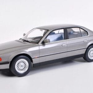 1/18 KK 1994-2001 BMW 7 Series E38 740i (Silver) Live Car Model Karson Diecast