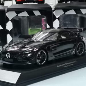 1/18 Minichamps 2020 Mercedes-Benz AMG GT Black Series (Black) Live Car Model Karson Diecast