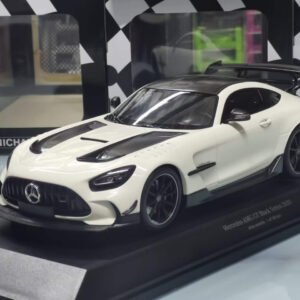 1/18 Minichamps 2020 Mercedes-Benz AMG GT Black Series (White) Live Car Model Karson Diecast