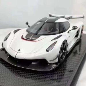 1/18 Frontiart Koenigsegg Jesko (Crystal White) Resin Live Car Model Karson