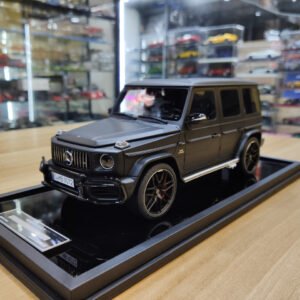 1/18 MH Motorhelix Mercedes-Benz Mercedes G63 AMG (Matte Black with Red Calipers) Resin Live Car Model Karson Limited 99 Pieces