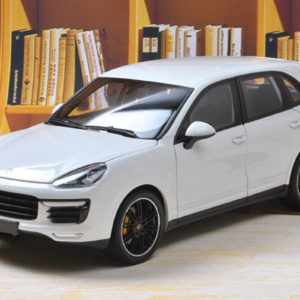 1/18 Minichamps Porsche Cayenne Turbo S TurboS (White) Live Car Model Karson Diecast LImited 1002