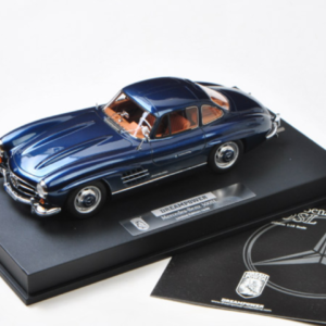 1/18 DreamPower Mercedes-Benz Mercedes MB 300 SL 300SL (Blue) Live Car Model Karson