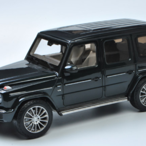 1/18 Dealer Edition 2019 Mercedes-Benz Mercedes G-Class G-Klasse G500 (Dark Green) Live Car Model Karson Diecast