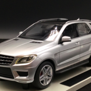 1/18 LS Collectibles Mercedes-Benz Mercedes ML-Class ML-Klasse ML63 AMG (Silver) Live Car Model Karson