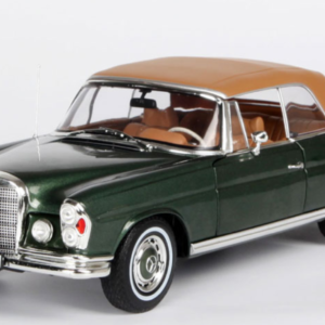 1/18 Norev 1969 Mercedes-Benz Mercedes 280 SE 280SE 3.5 Cabriolet (Green) Live Car Model Karson Diecast