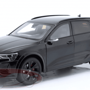 1/18 Dealer Edition 2023 Audi Q8 E-Tron (Myth Black) Live Car Model Karson Diecast