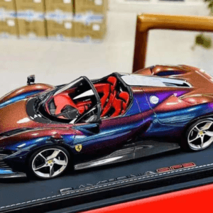 1/18 BBR Ferrari Daytona SP3 (Chameleon Purple Holographic) Resin Live Car Model Karson Limited 24 Pieces