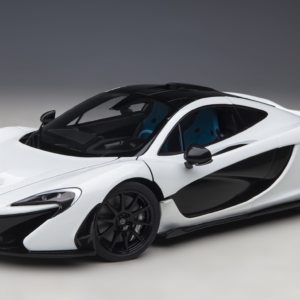 1/18 AUTOart McLaren P1 (Alaskan Diamond White with Blue & Black Interior) Live Car Model Karson