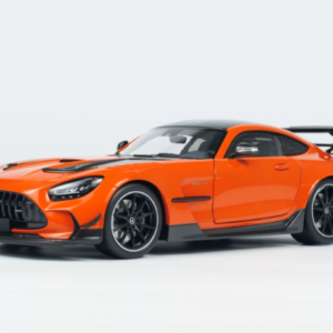 1/18 Minichamps 2021 Mercedes-Benz AMG GT Black Series (Orange) Live Car Model Karson Diecast