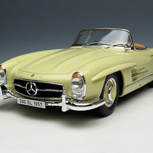 RARE 1/12 GTSpirit 1957 Mercedes-Benz 300SL (Beige) Live Car Model Karson