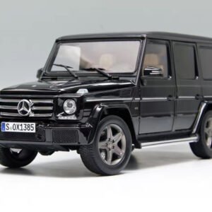 1/18 Dealer Edition Mercedes-Benz G500 (Dark Green) Live Car Model Karson Diecast