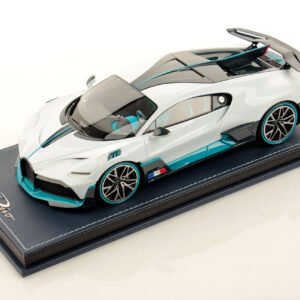 1/18 MR Bugatti Divo (Quartz White Glossy) Resin Live Car Model Karson Limited