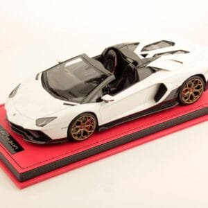 1/18 MR Collection Lamborghini Aventador LP780-4 Ultimae Roadster (Bianco Asopo White with Carbon Pack) Resin Live Car Model Karson Limited