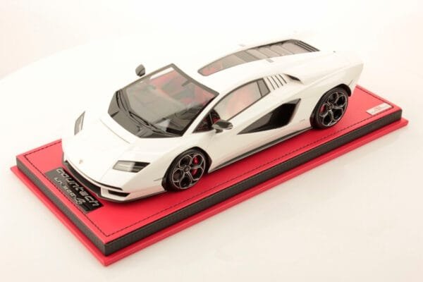 lamborghini-countach-lpi-800-4_01__81962.1660252481.jpg
