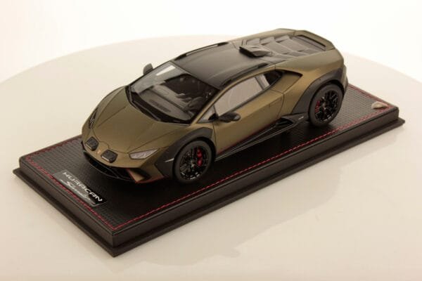 lamborghini-huracan-sterrato-1-1500x1000-1__37677.1729376107.jpg