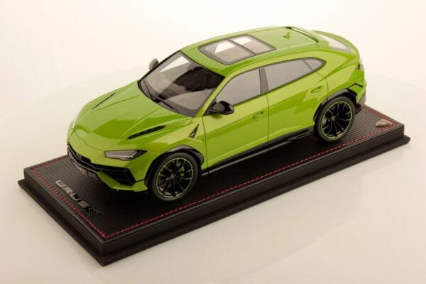 lamborghini-urus-s-1-1__82558.1685957906.jpg
