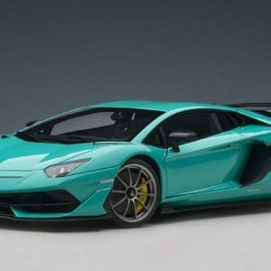 1/18 AUTOart Lamborghini Aventador SVJ (Blu Glauco Solid Blue) Live Car Model Karson