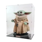 hot-toys-the-child-lms013-lifesize-display-case-01_2ton-za-1.webp